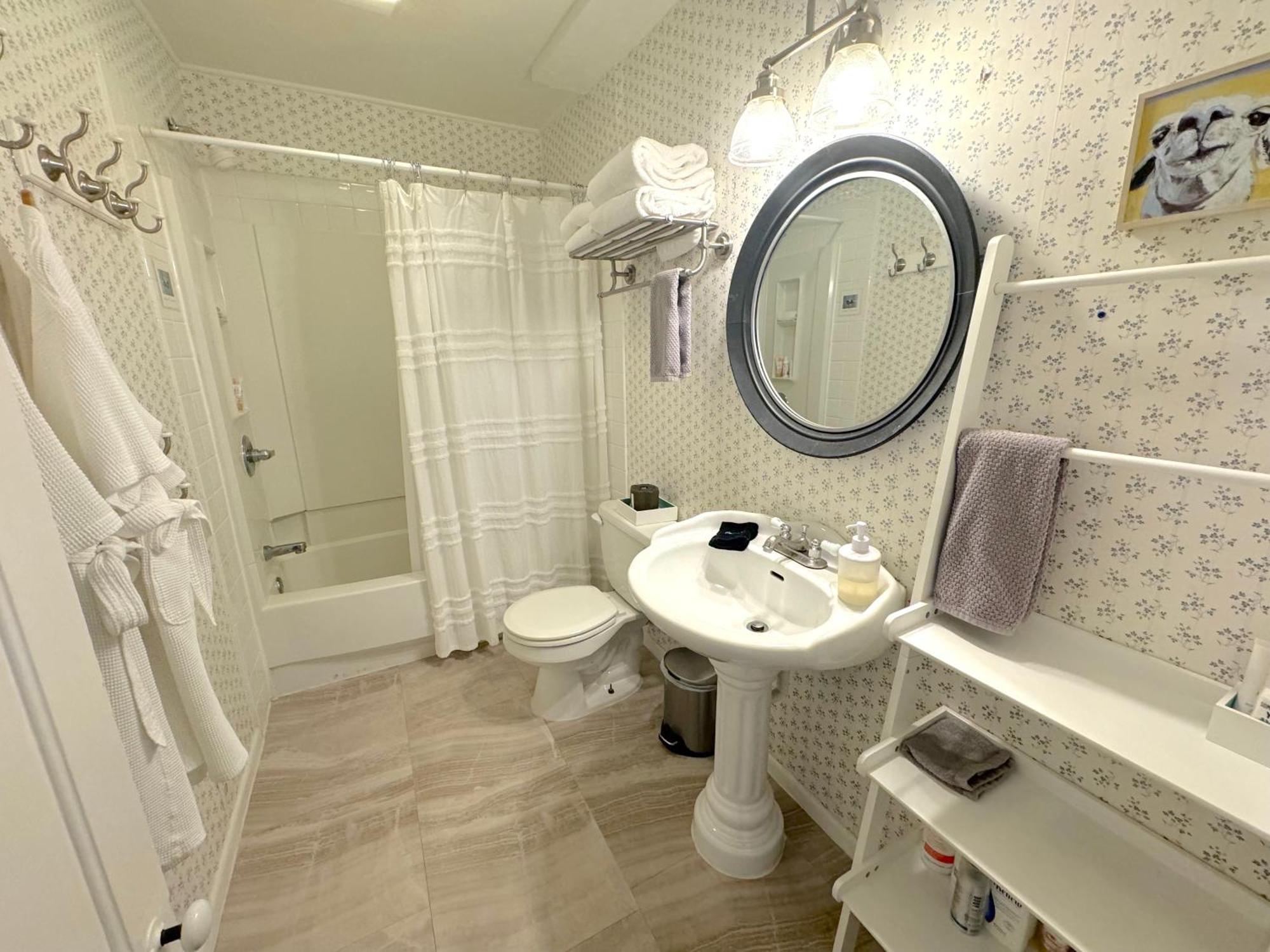 St James Hotel Georgetown Eksteriør bilde